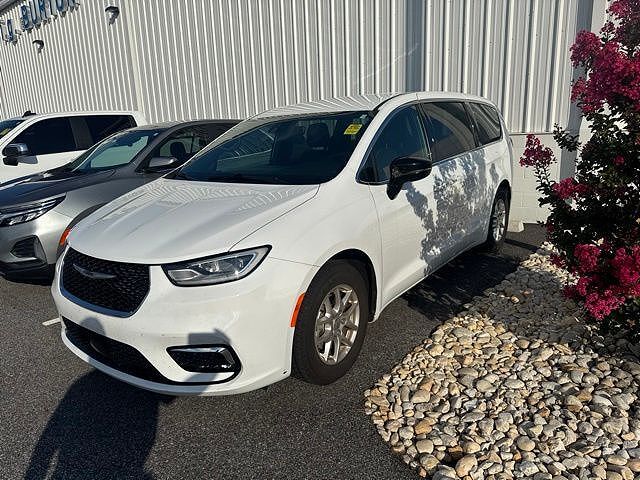 2025 CHRYSLER Pacifica