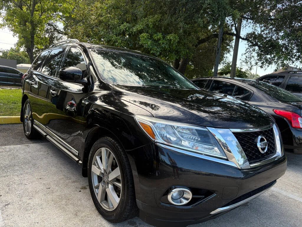 2015 NISSAN Pathfinder
