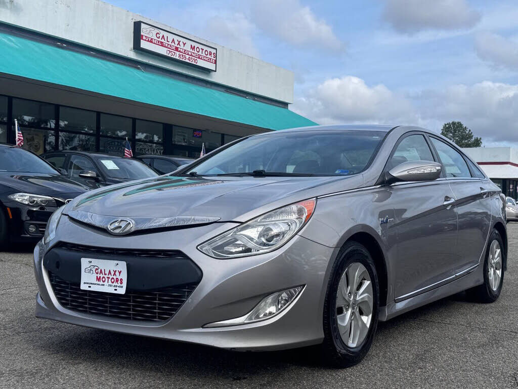 2013 HYUNDAI Sonata