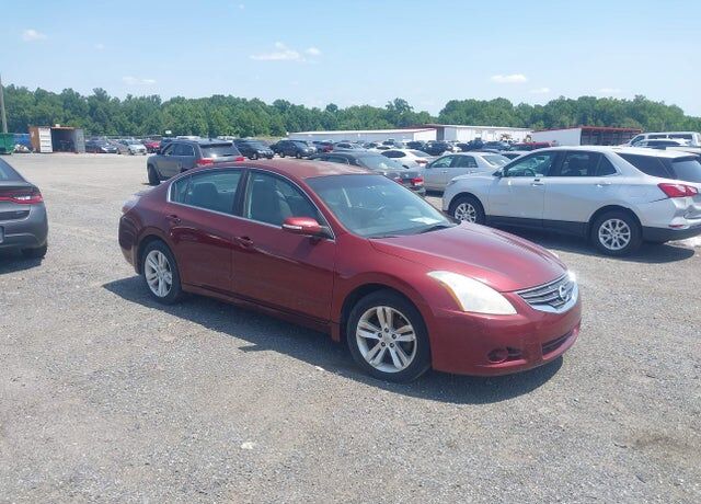 2011 NISSAN Altima