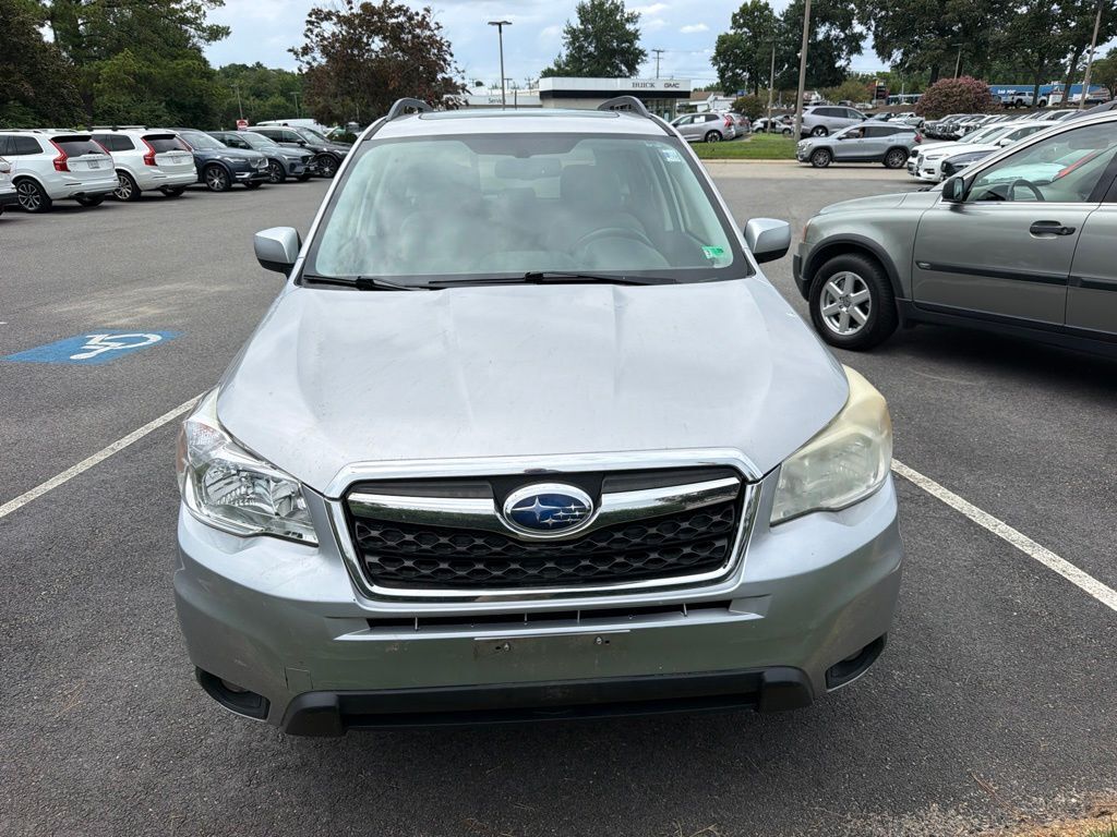 2015 SUBARU Forester