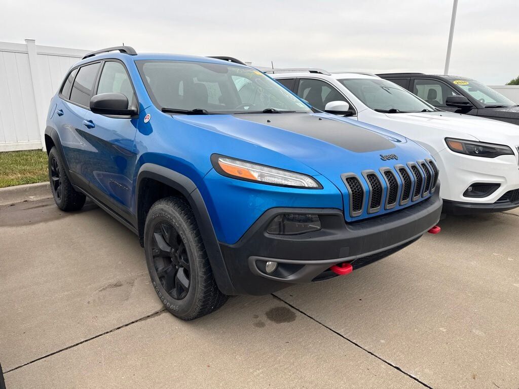2018 JEEP Cherokee