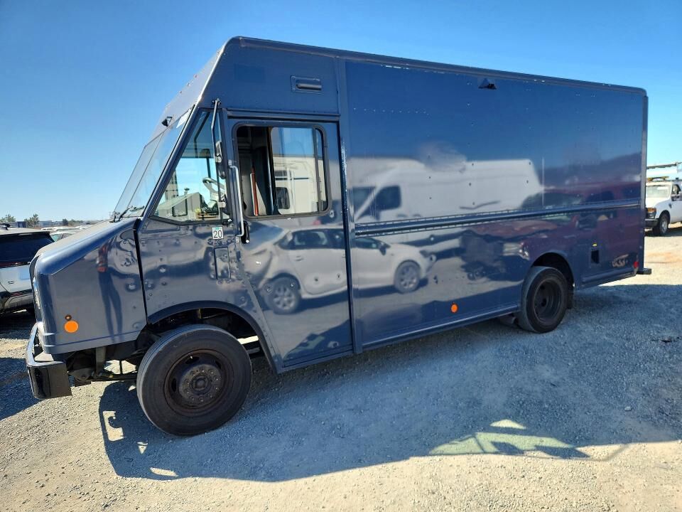 2020 FORD Commercial Chassis