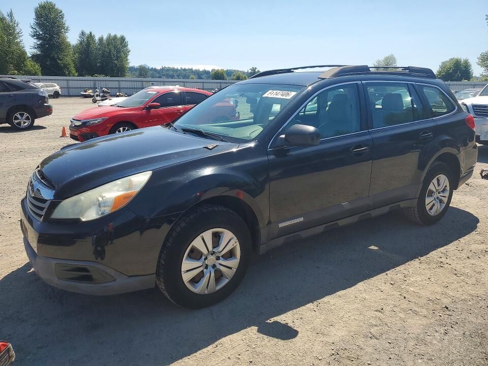2010 SUBARU Outback