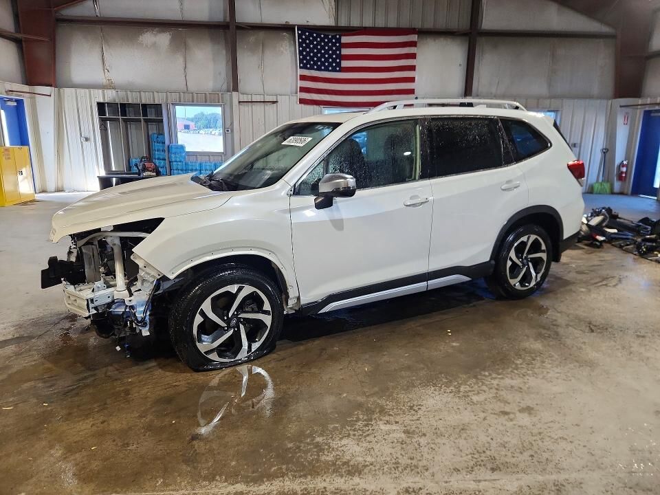 2023 SUBARU Forester