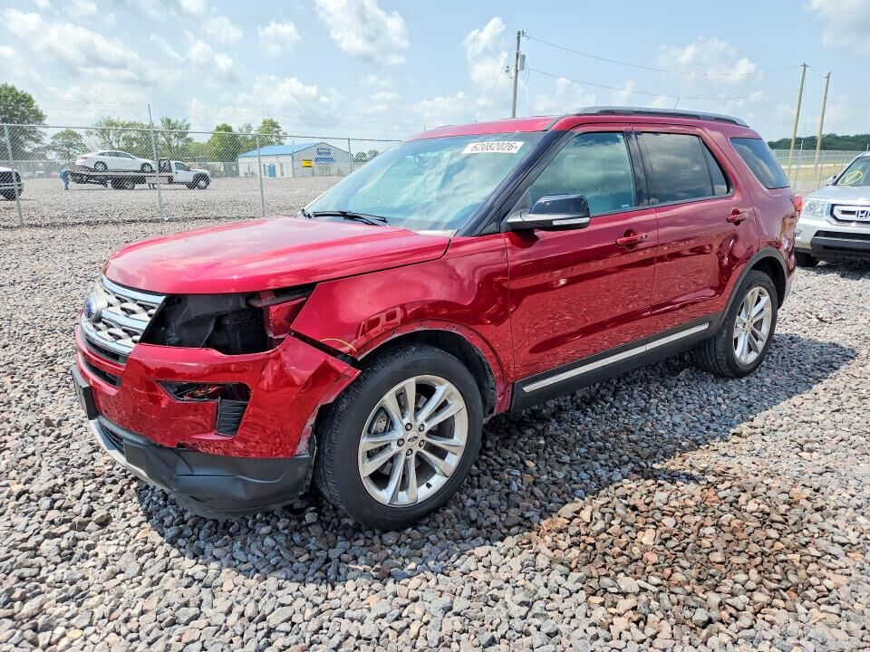 2018 FORD Explorer