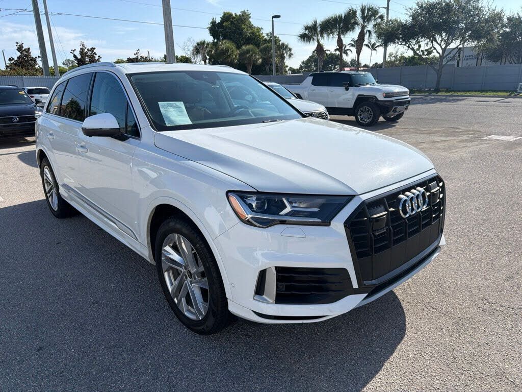 2022 AUDI Q7