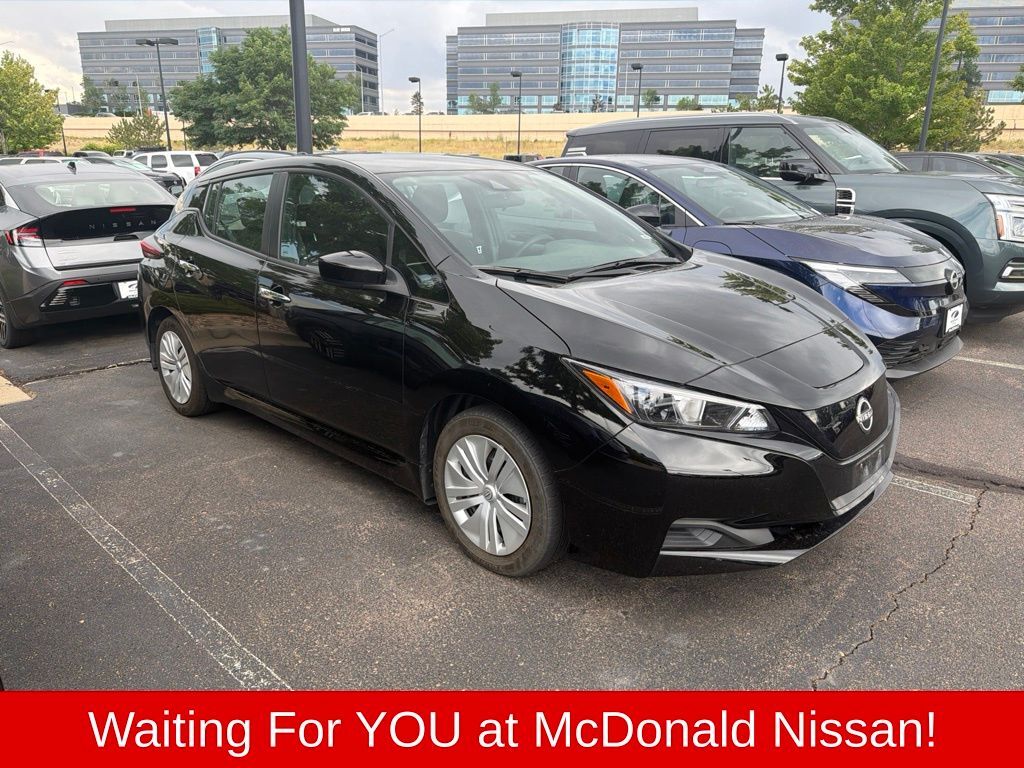 2025 NISSAN Leaf