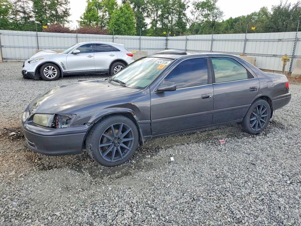 2000 TOYOTA Camry