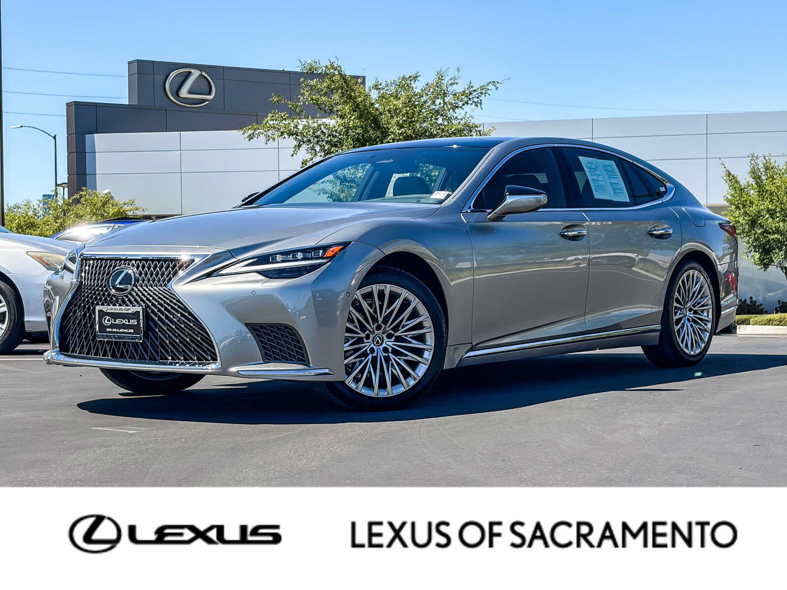 2025 LEXUS LS
