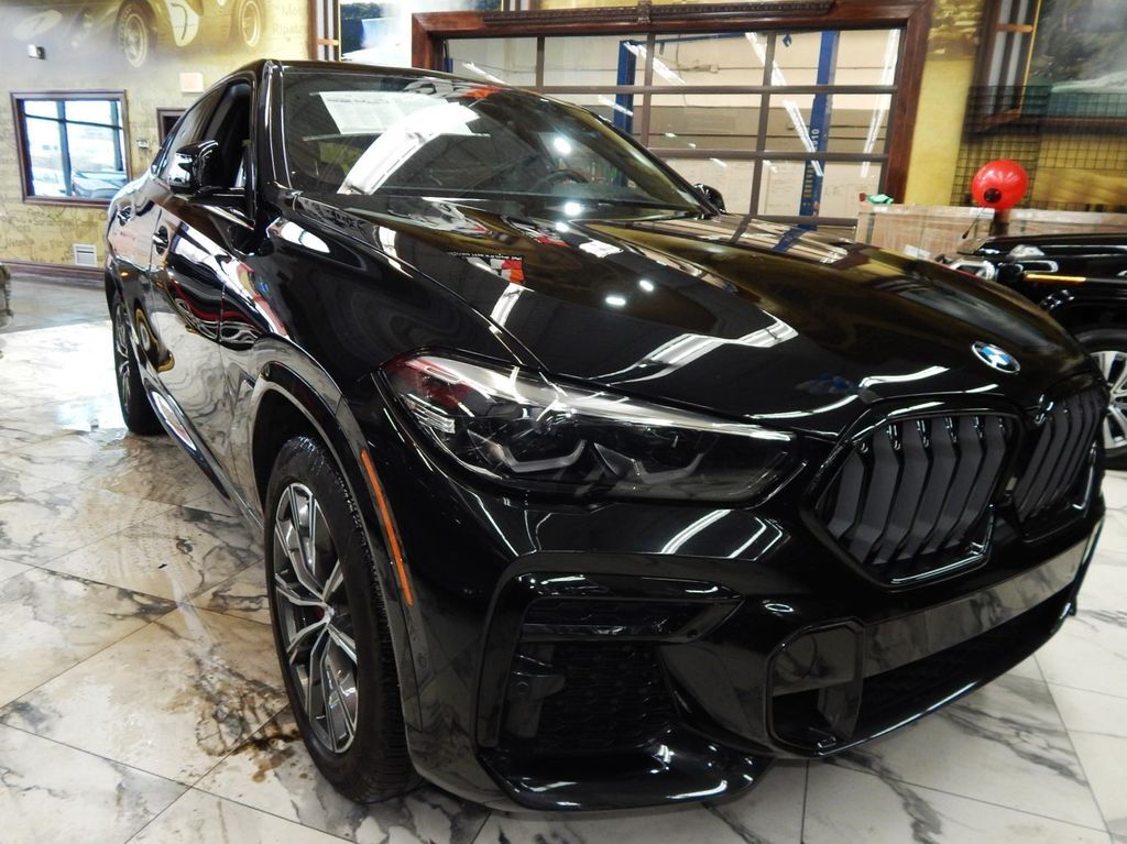 2023 BMW X6