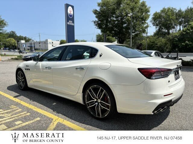 2024 MASERATI Quattroporte