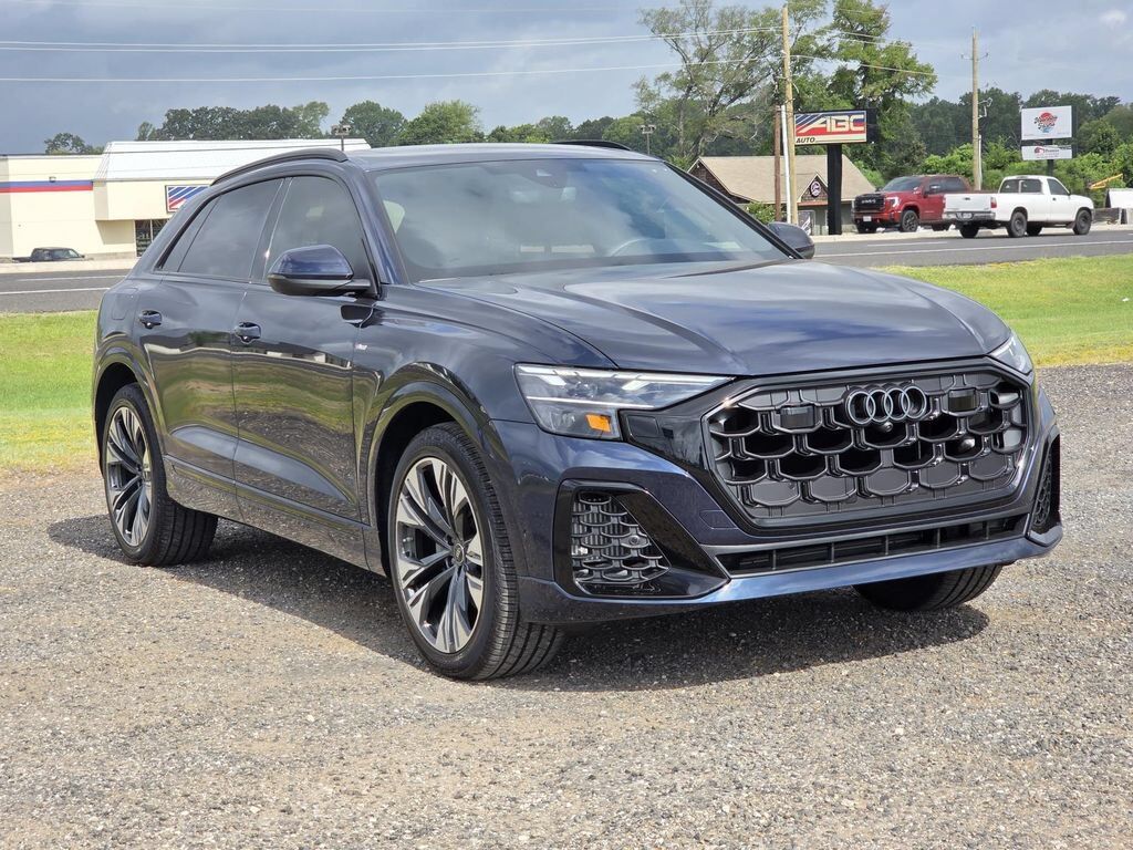 2026 AUDI Q8