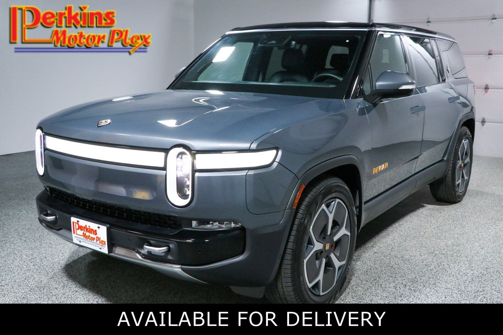 2024 RIVIAN R1S