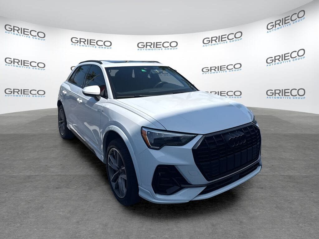 2022 AUDI Q3