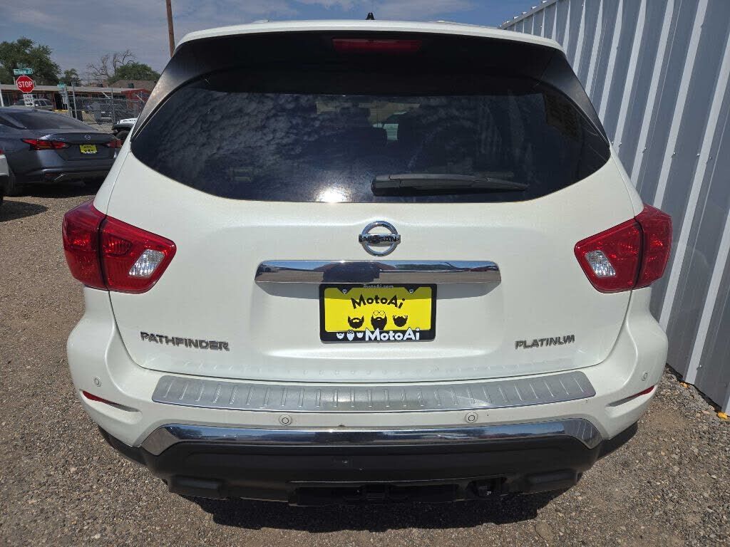 2018 NISSAN Pathfinder