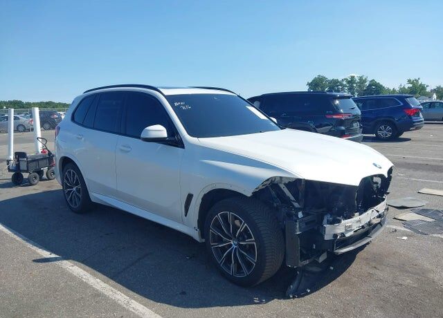 2022 BMW X5