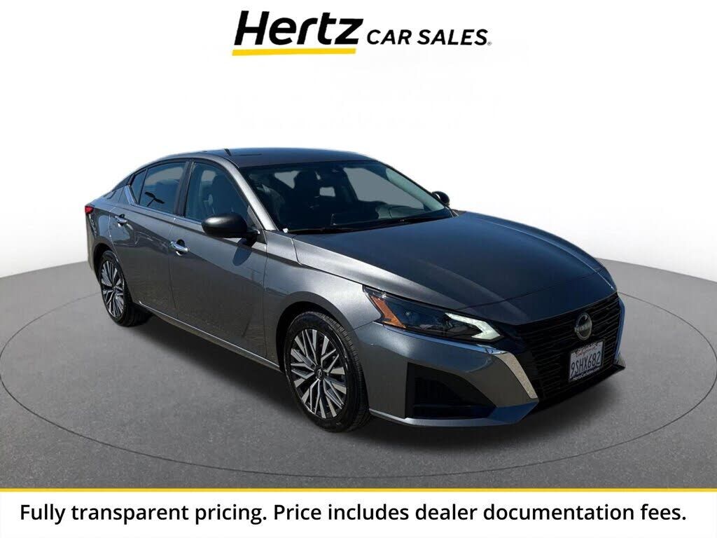 2025 NISSAN Altima