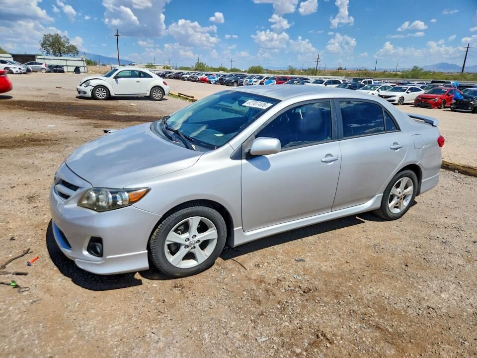 2011 TOYOTA Corolla