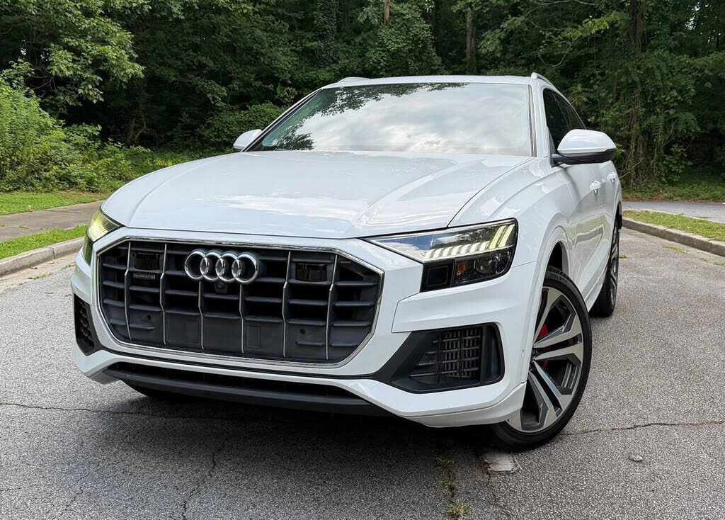 2019 AUDI Q8