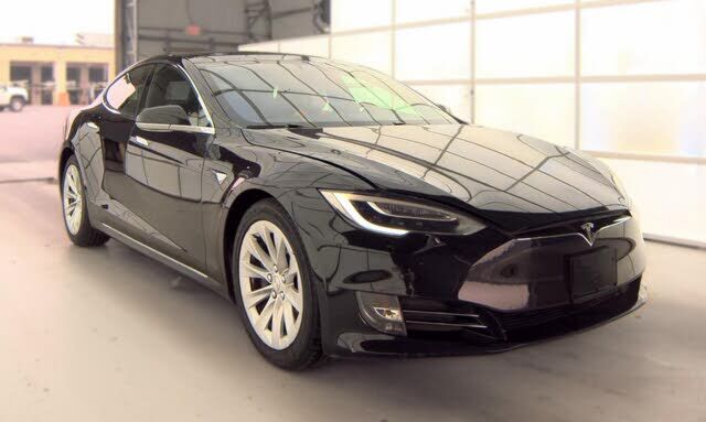2016 TESLA Model S
