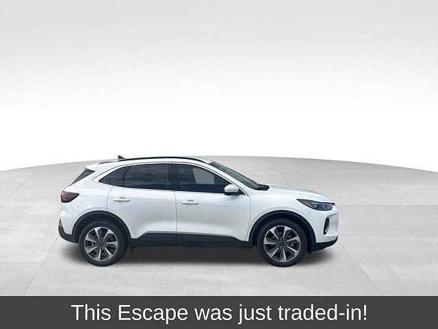 2023 FORD Escape