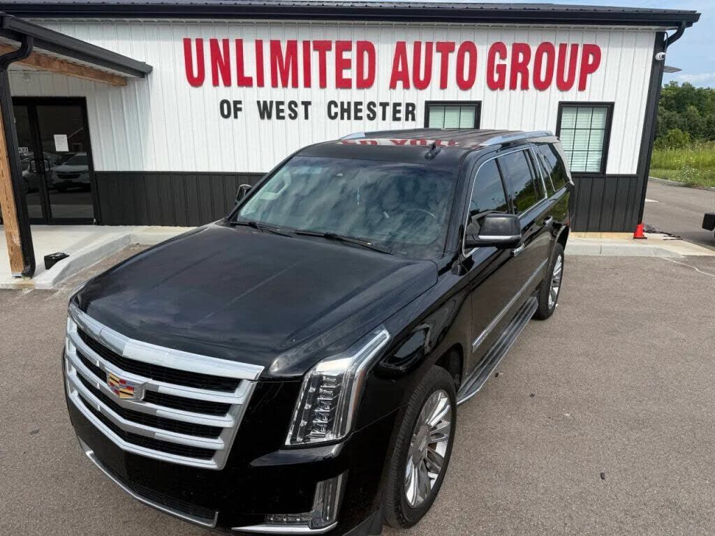 2017 CADILLAC Escalade ESV