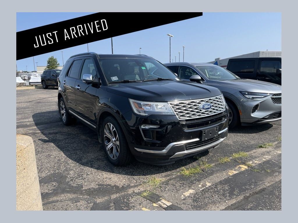 2018 FORD Explorer