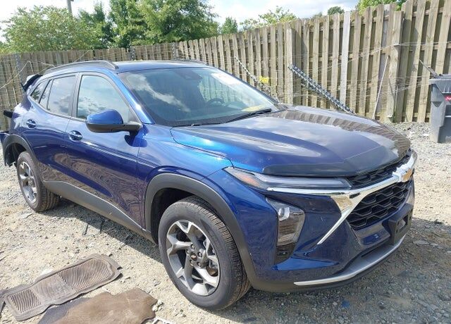 2024 CHEVROLET Trax