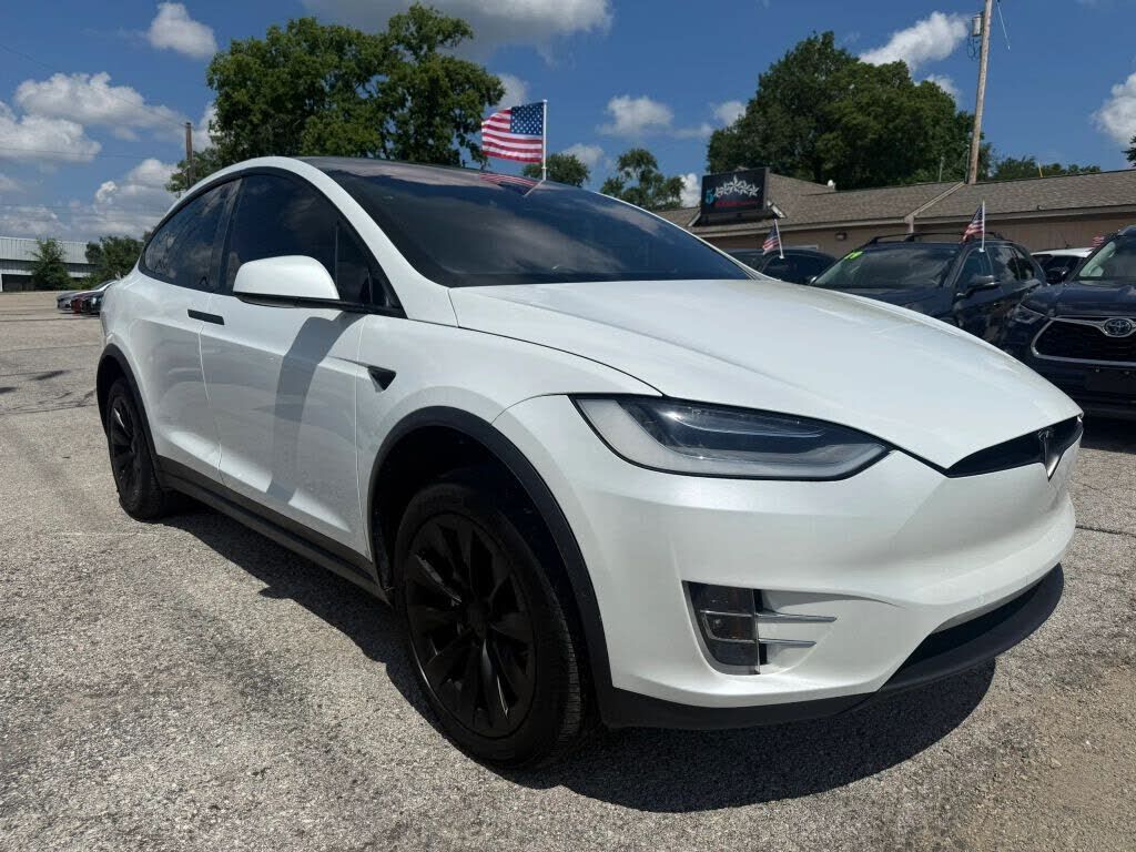 2021 TESLA Model X