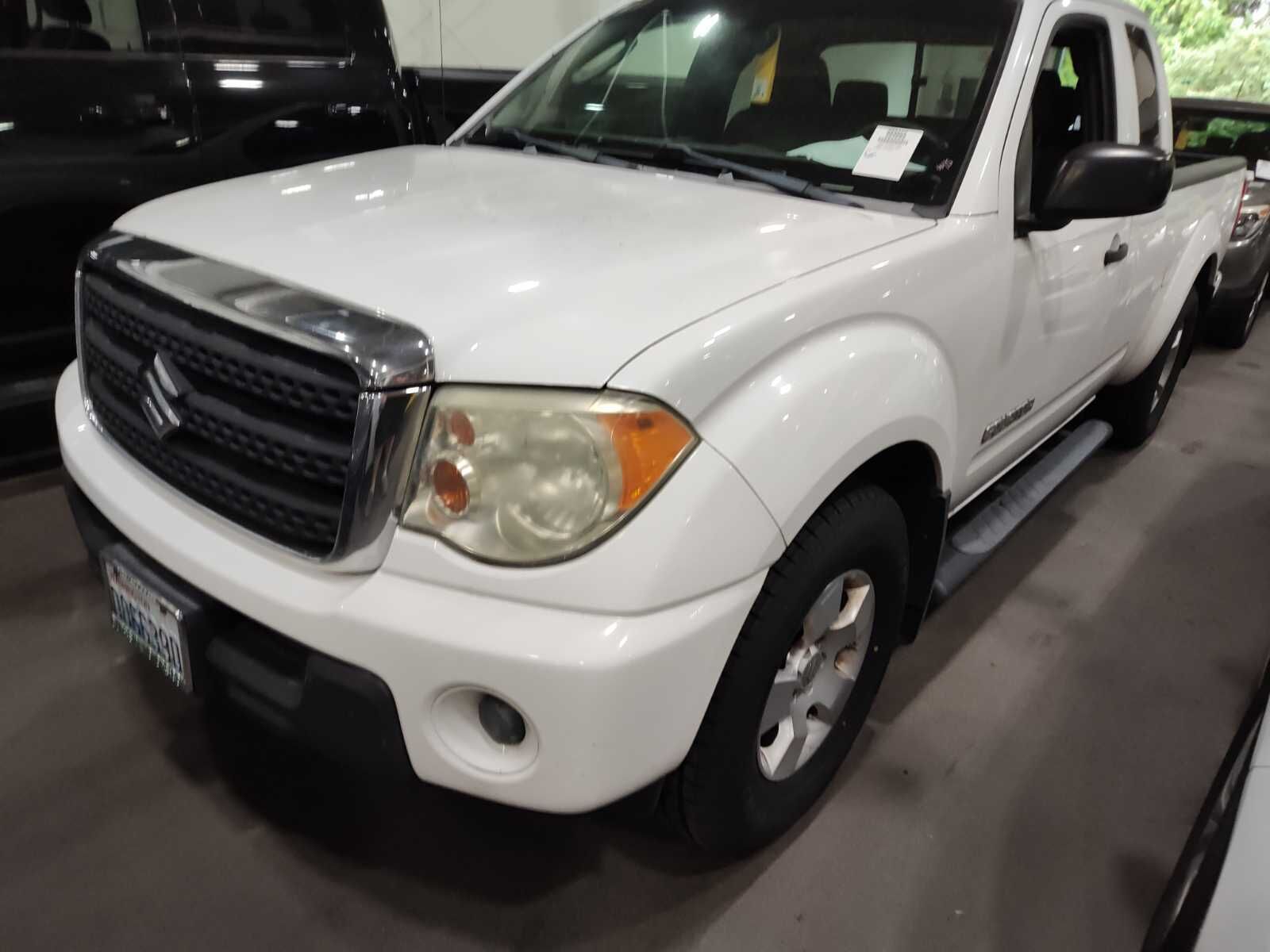 Suzuki Equator