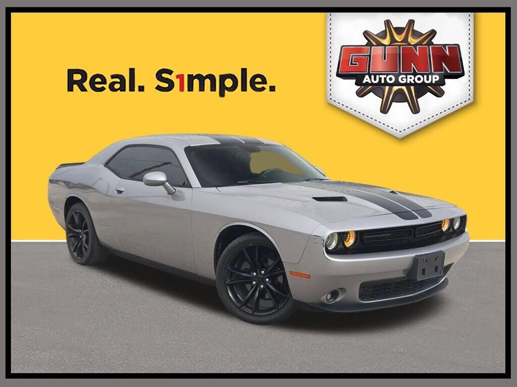 2016 DODGE Challenger