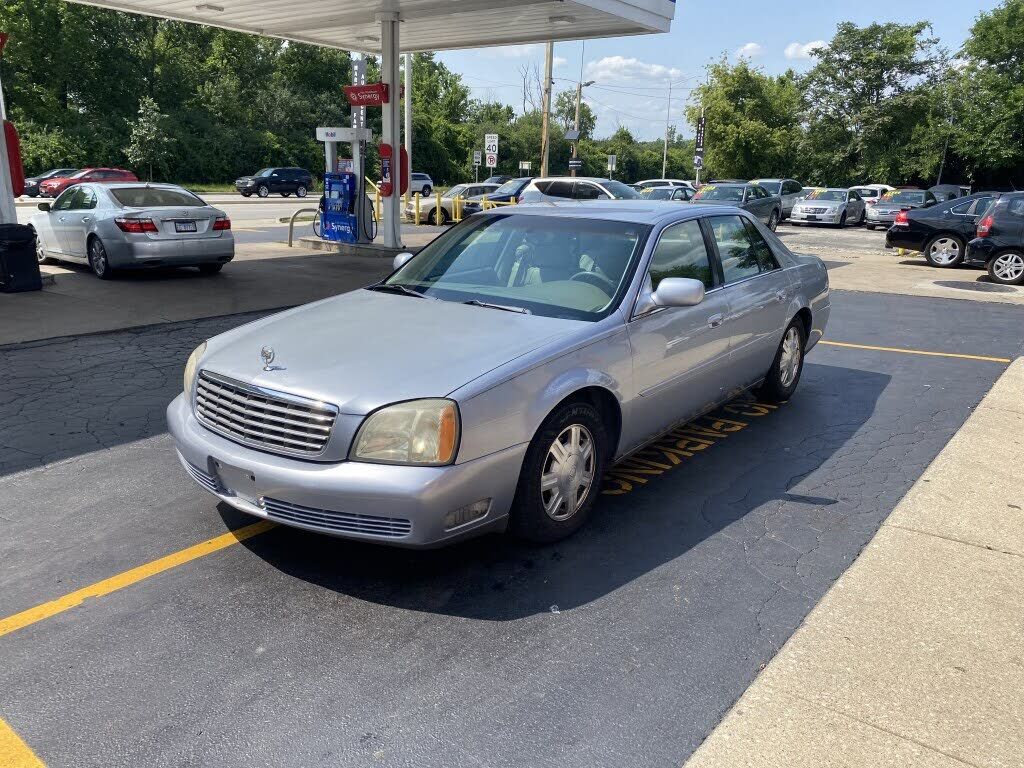 2004 CADILLAC Deville