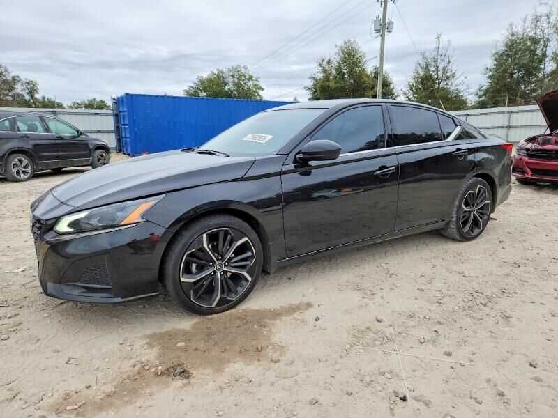 2023 NISSAN Altima