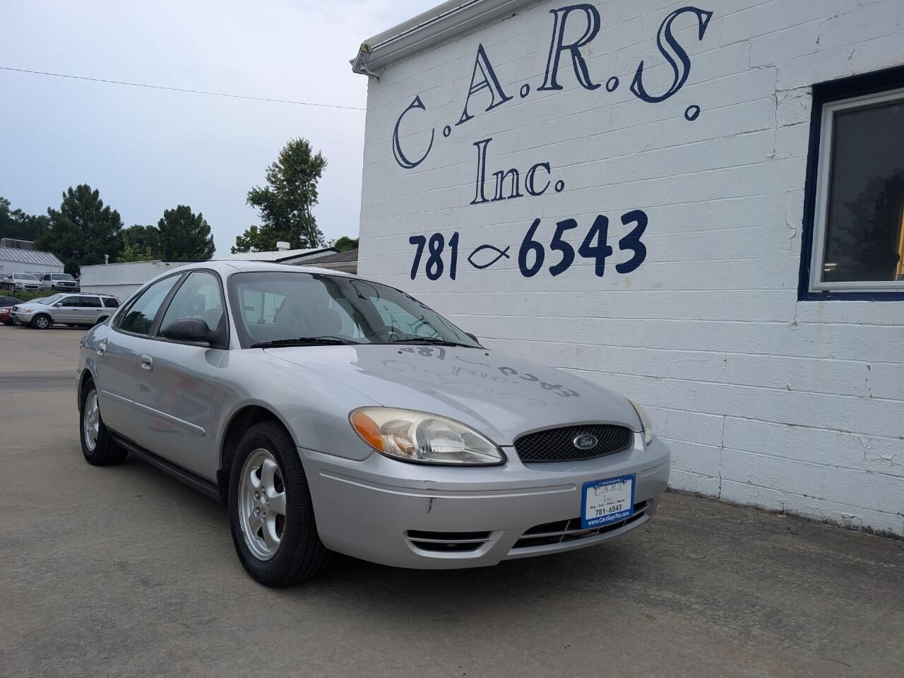 2005 FORD Taurus