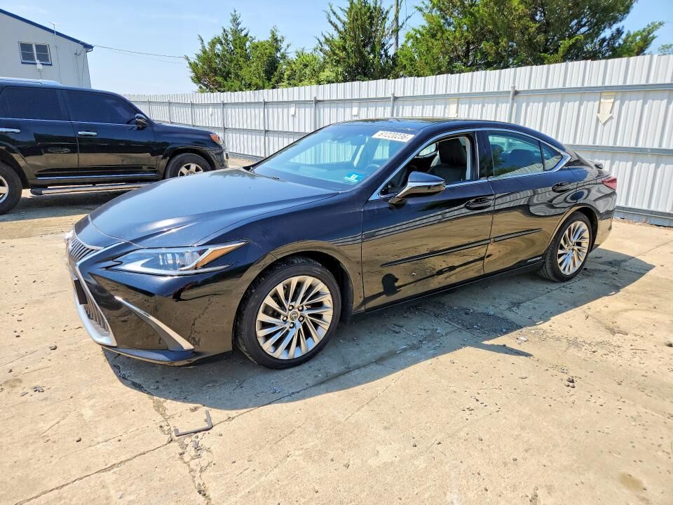 2020 LEXUS ES