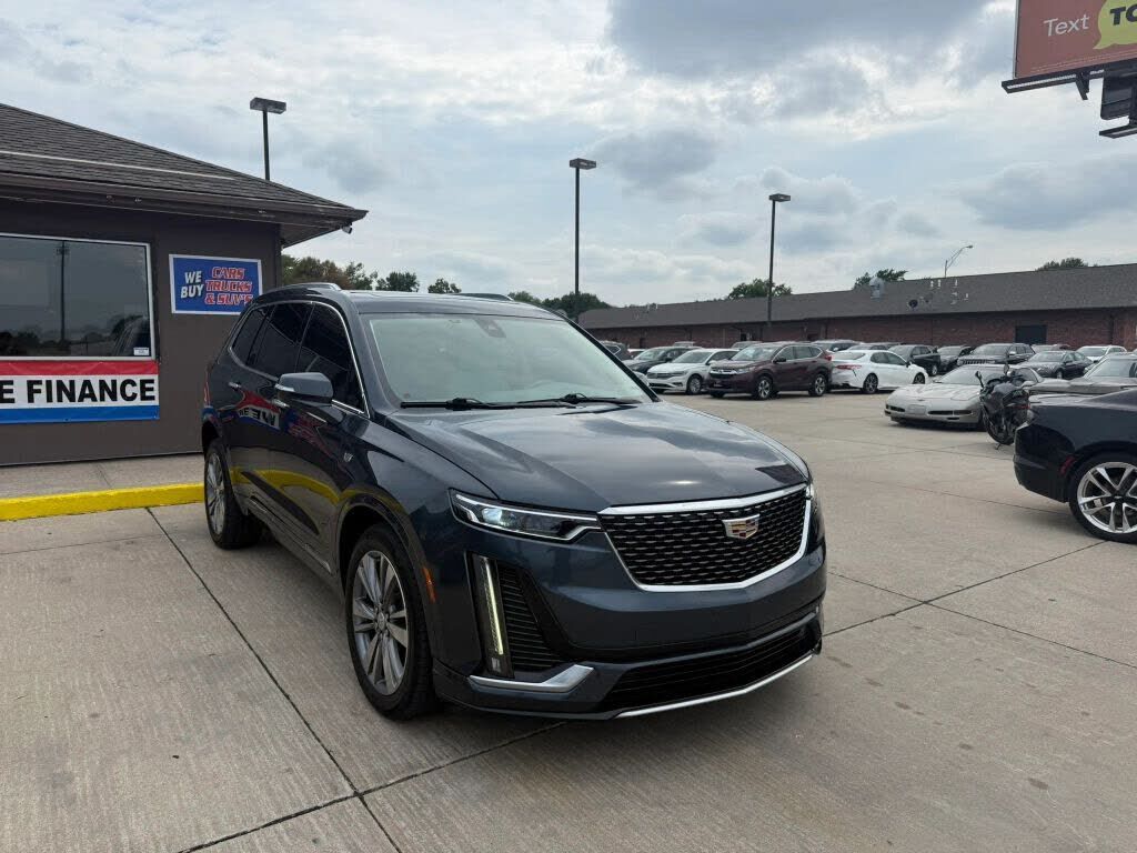 2020 CADILLAC XT6