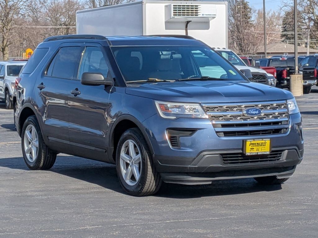 2018 FORD Explorer