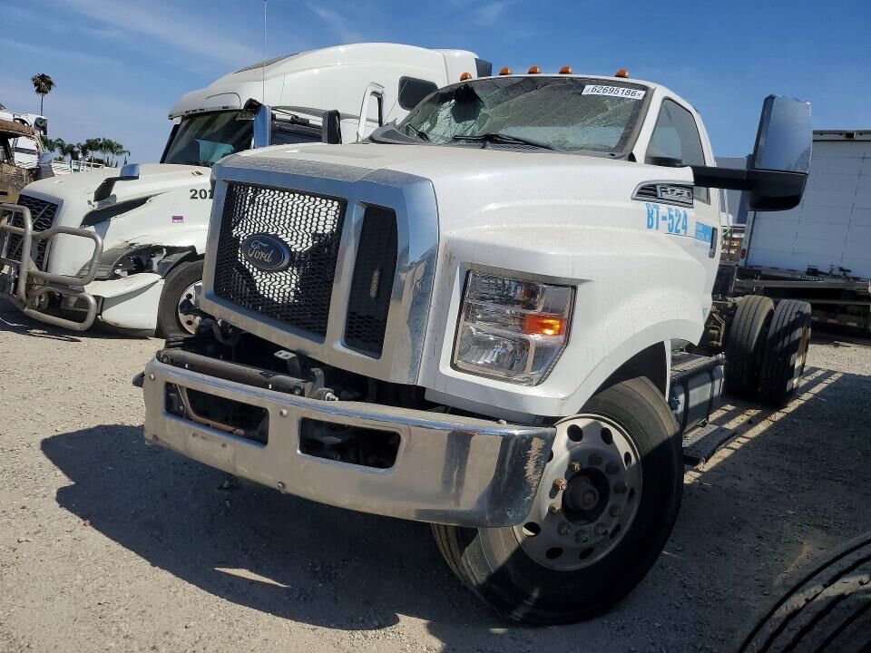 2019 FORD F-750