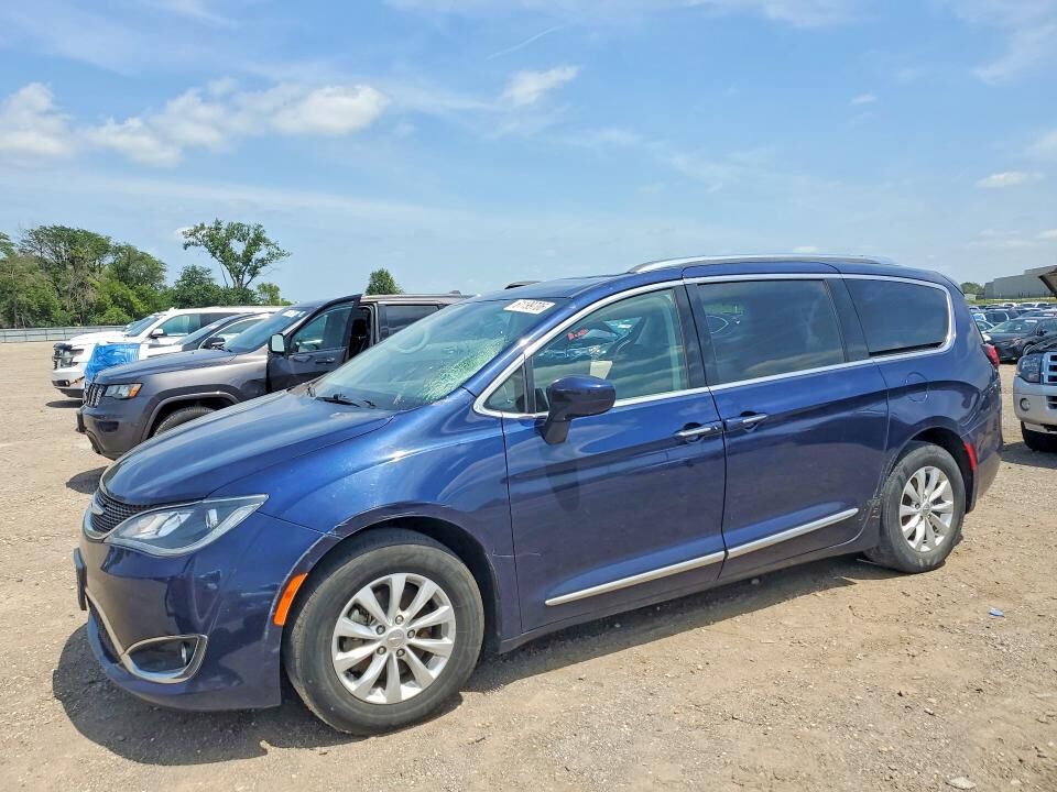 2018 CHRYSLER Pacifica
