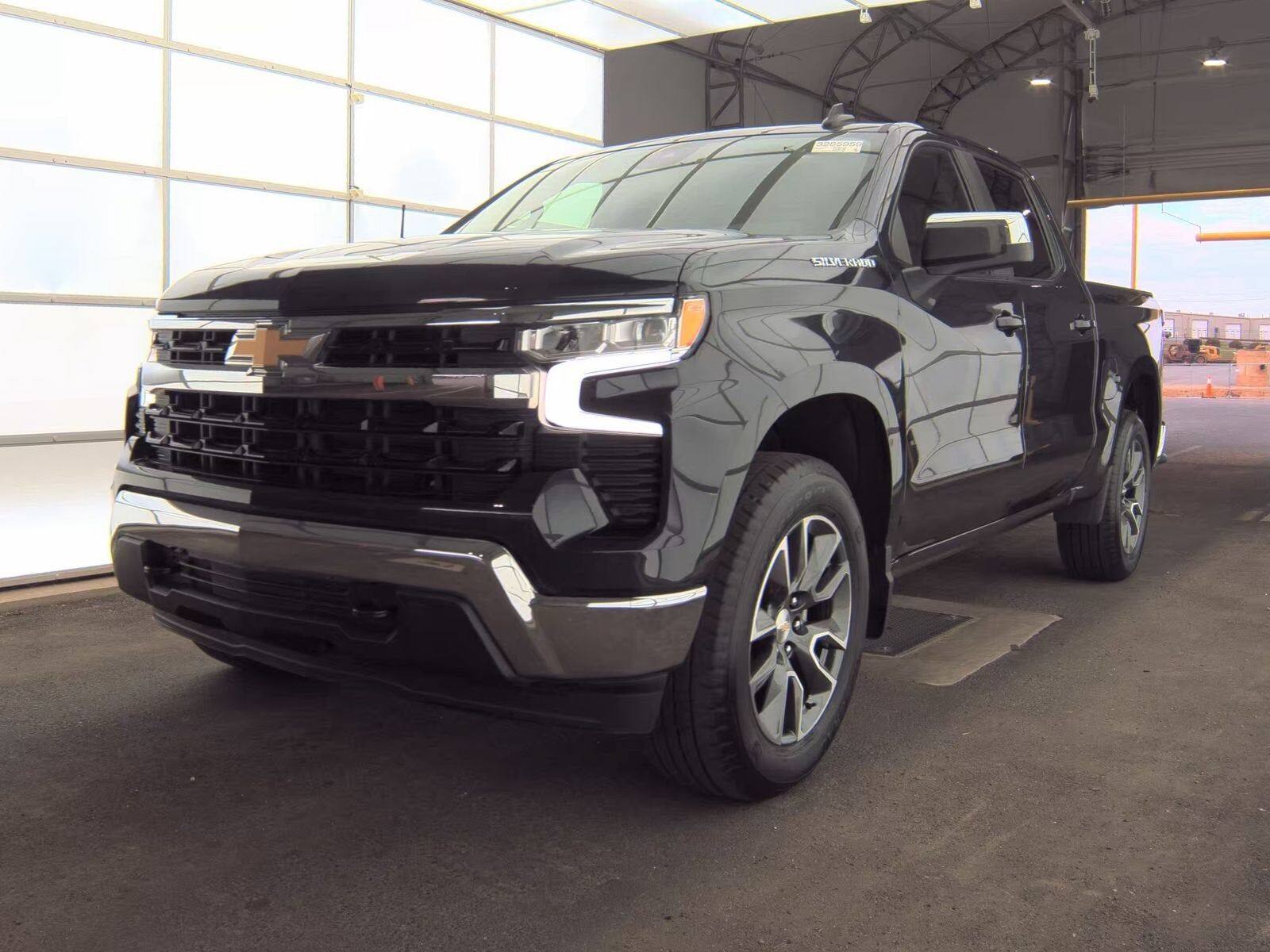 2024 CHEVROLET Silverado