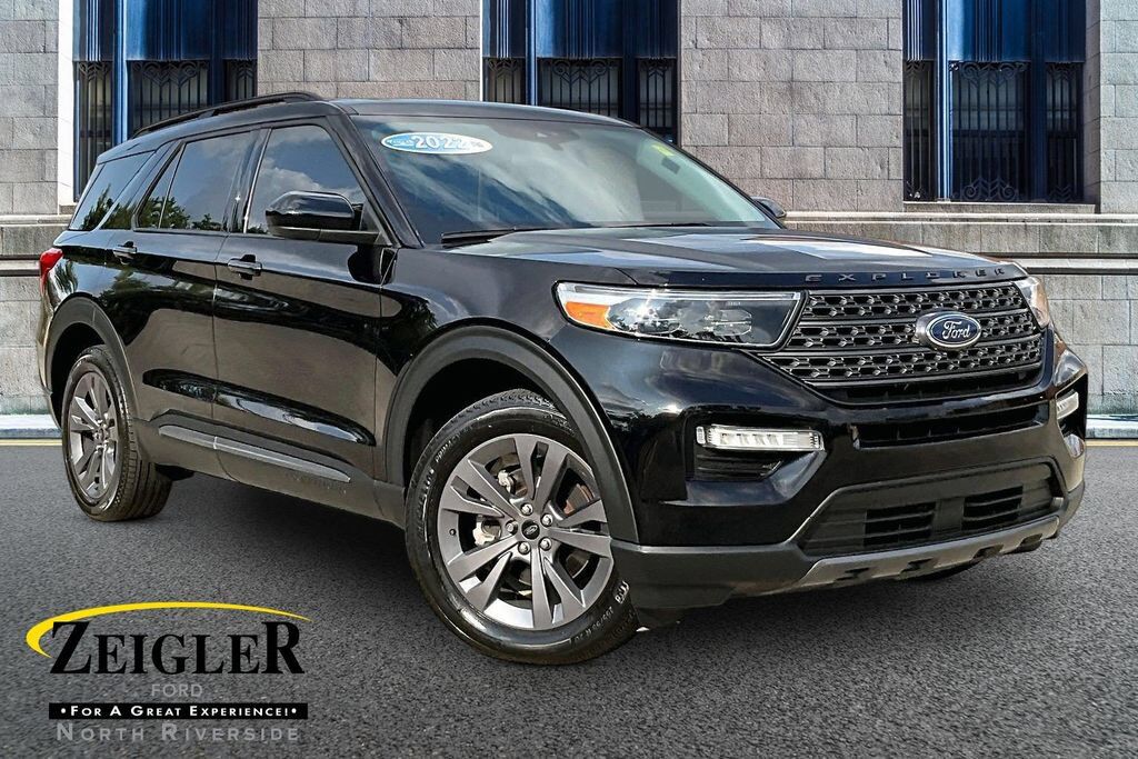2022 FORD Explorer