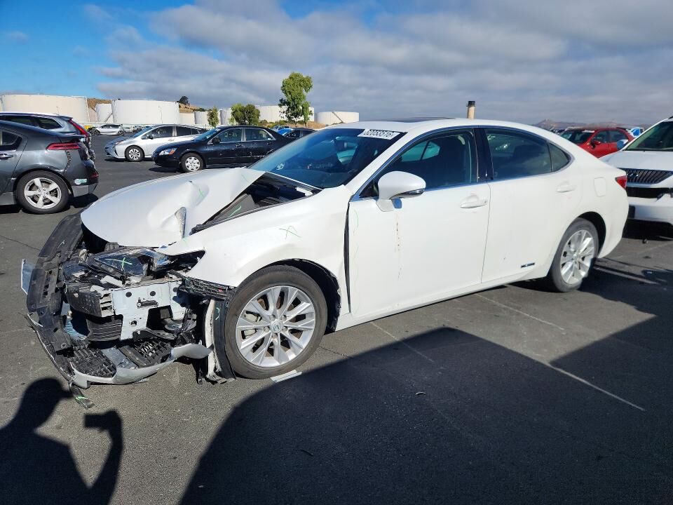 2015 LEXUS ES