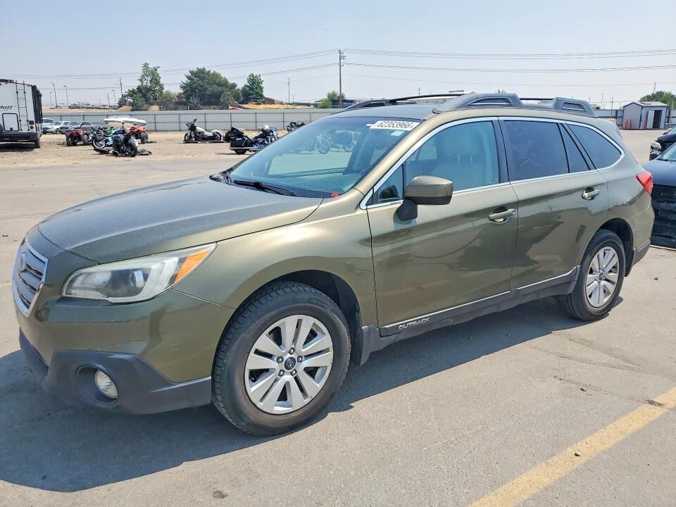 2015 SUBARU Outback