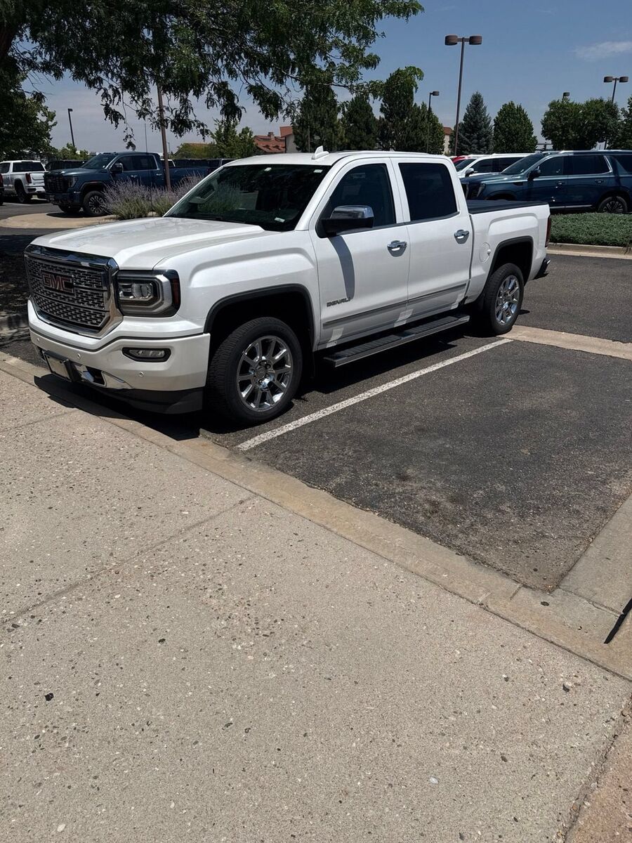 2017 GMC Sierra