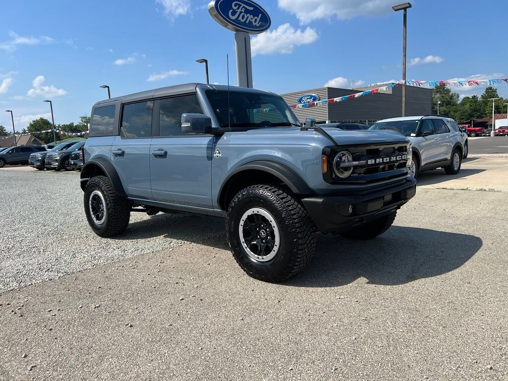 2023 FORD Bronco