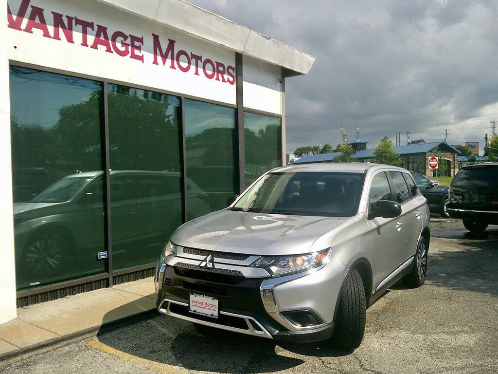 2020 MITSUBISHI Outlander