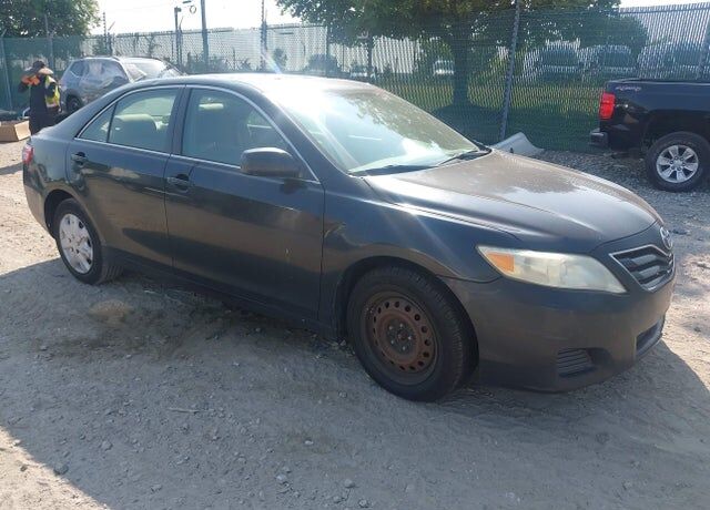 2010 TOYOTA Camry