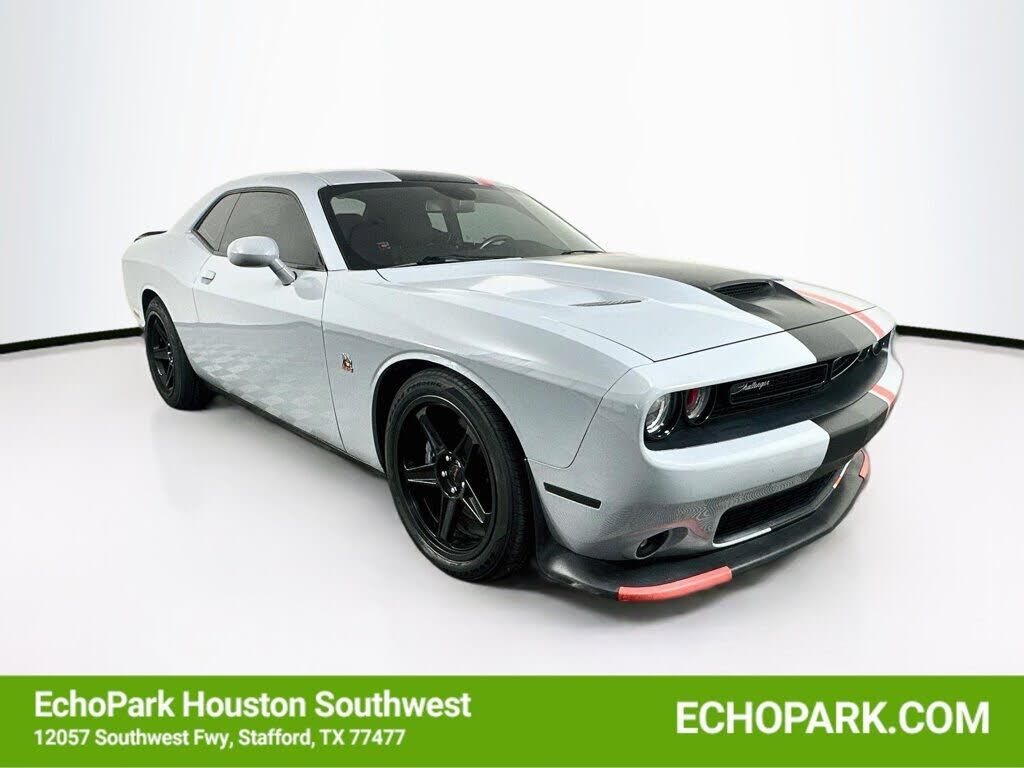 2022 DODGE Challenger