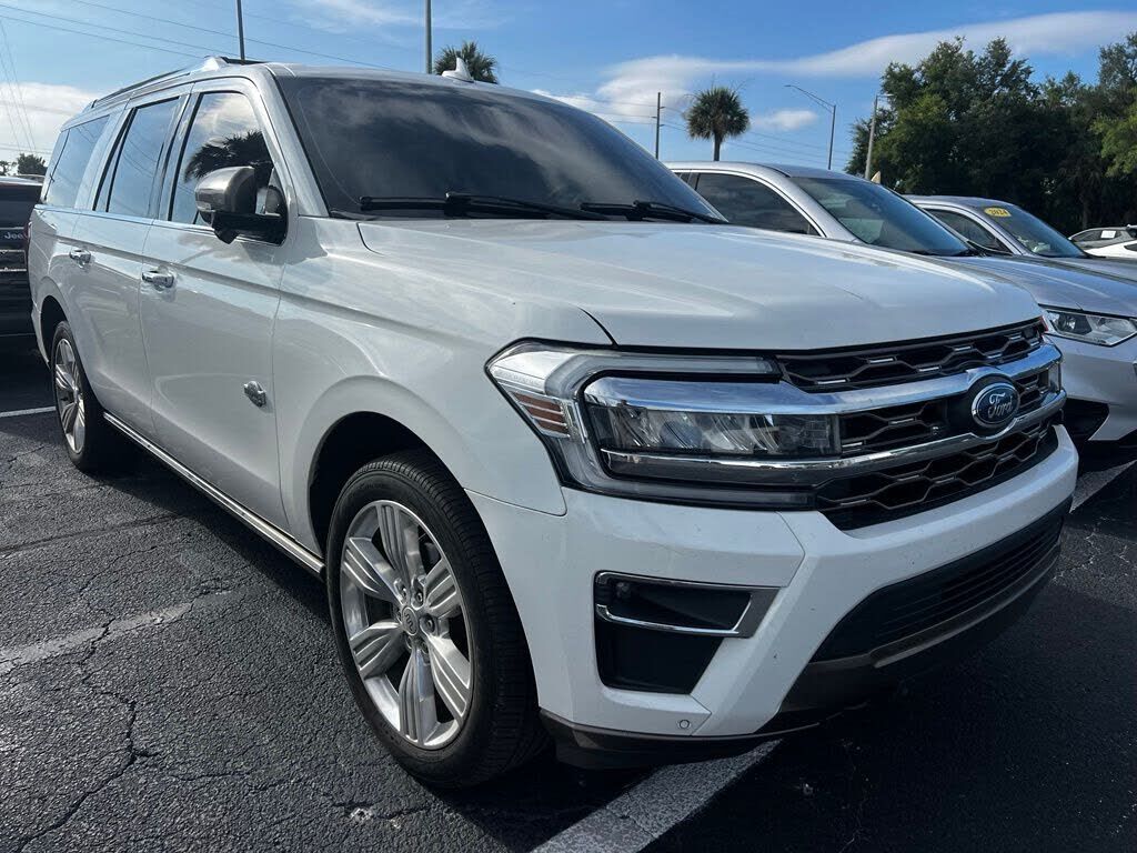 2022 FORD Expedition